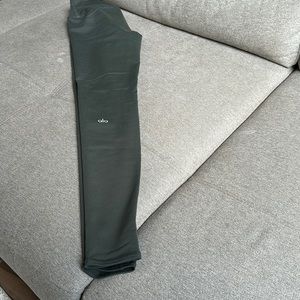 ALO YOGA leggings size XS